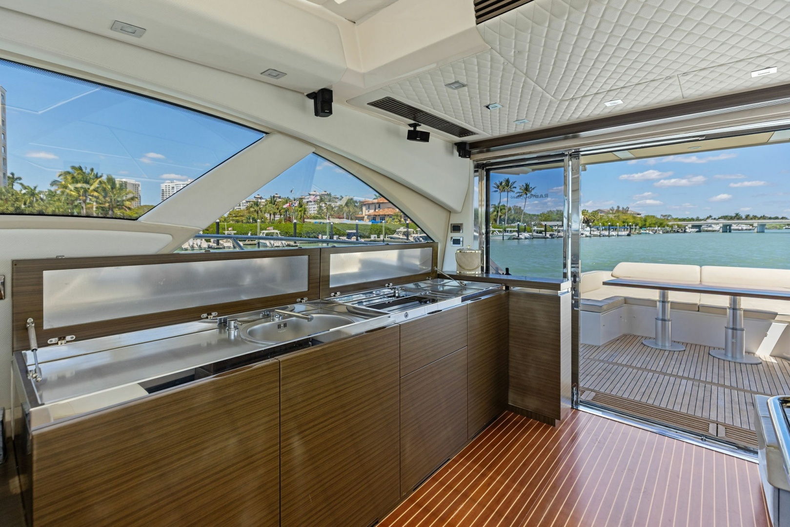 2015 Azimut 55S - Image 47