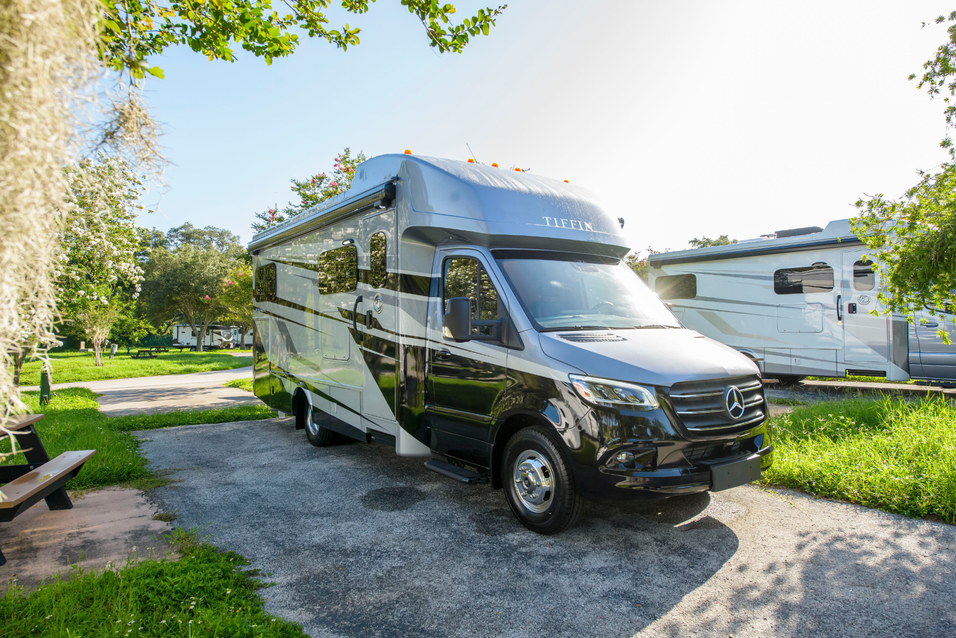 2025 Tiffin Wayfarer