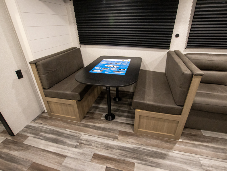 2026 Jayco Jay Flight SLX 261BHS - Image 9