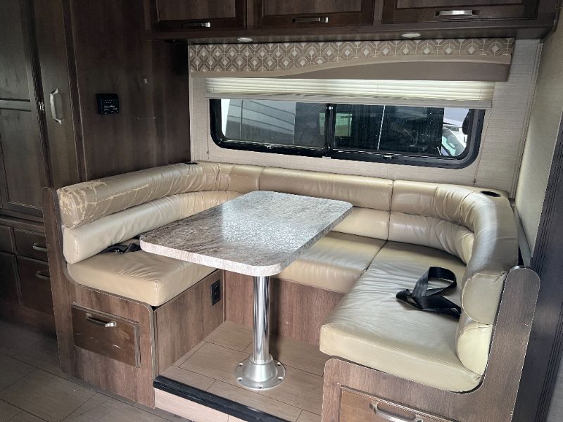 2018 Jayco Melbourne Prestige 24LP - Image 7