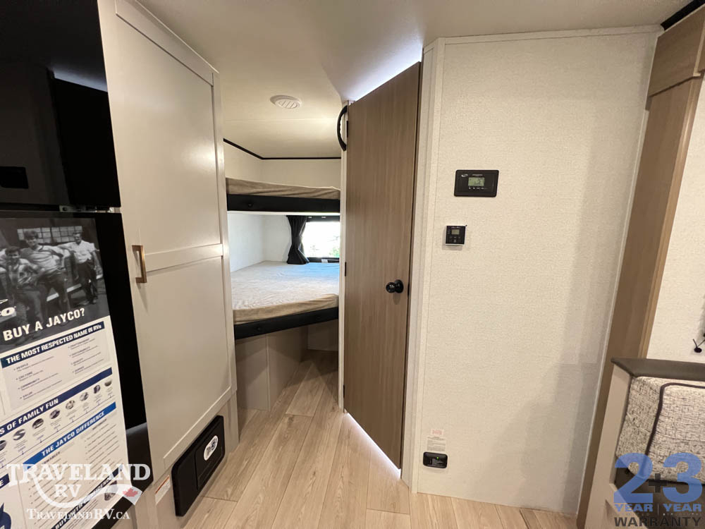 2027 Jayco Jay Feather SL 26BHSL - Image 28