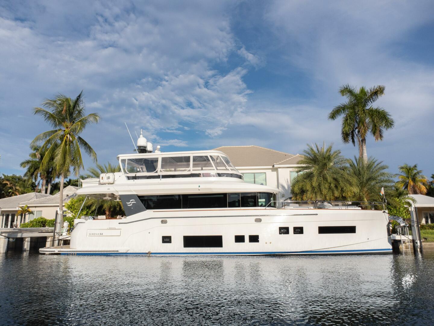 2020 Sirena 64 - Image 1