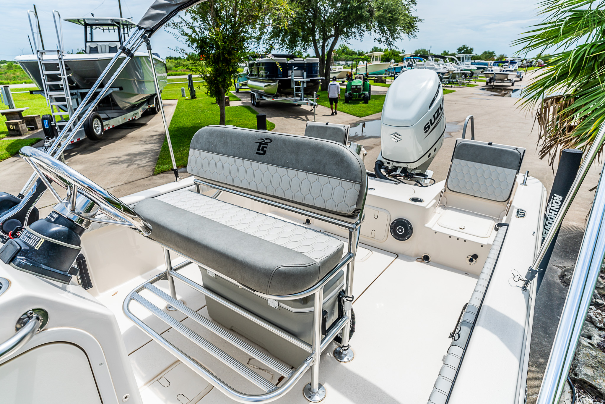 2025 Carolina Skiff 25 LS - Image 10