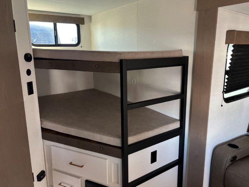 2026 Grand Design Transcend XPLOR 23BHX - Image 13