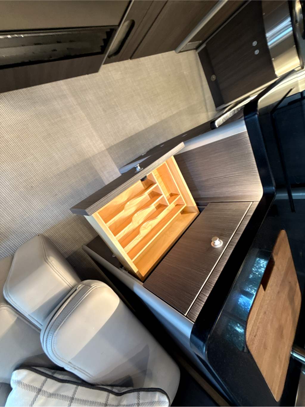 2023 AIRSTREAM ATLAS - Image 10
