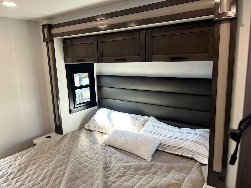2026 JAYCO PRECEPT 31UL - Image 24
