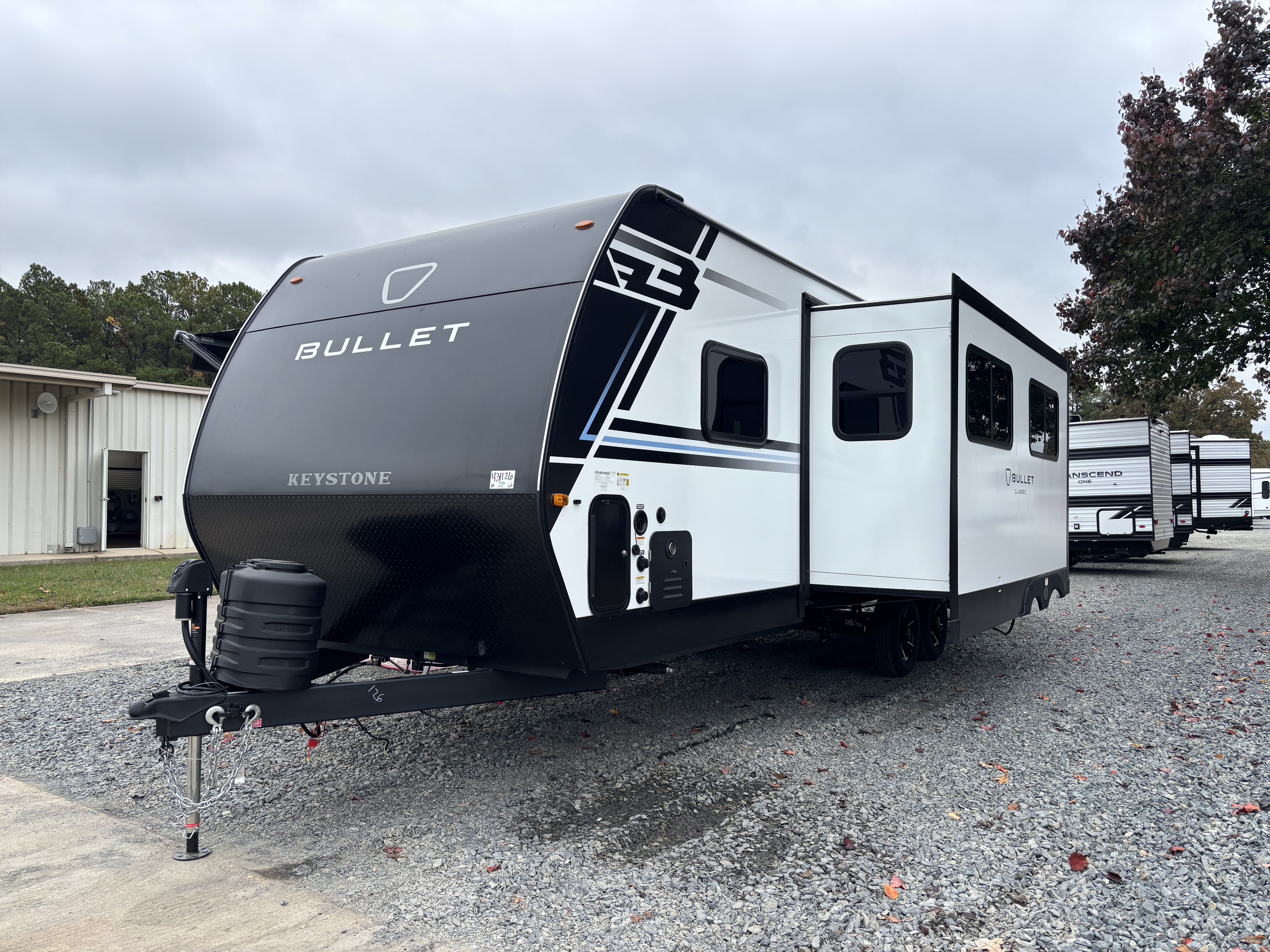 2026 Keystone Bullet Classic 28QBC - Image 4