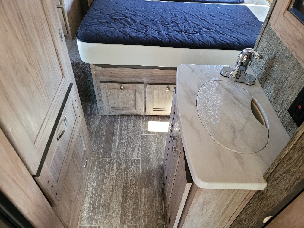 2018 Forest River Forester 2401R MBS - Image 17