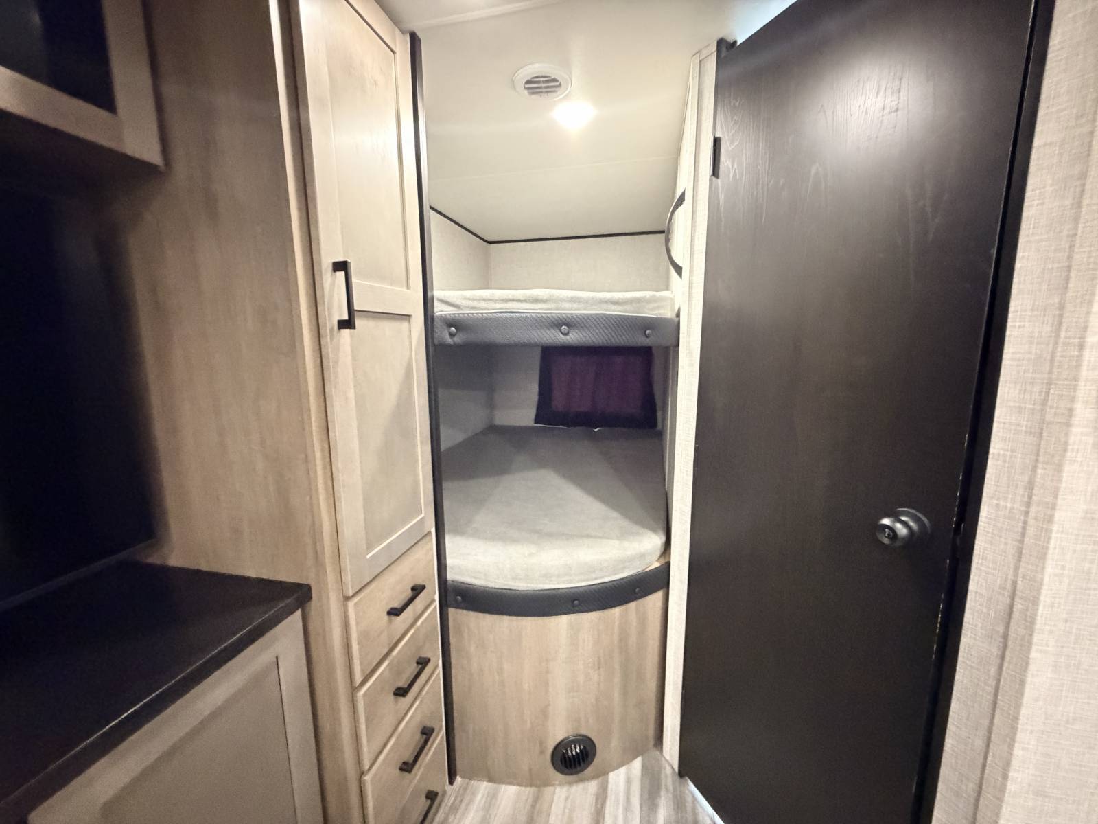 2025 Jayco Jay Flight 284BHS - Image 11