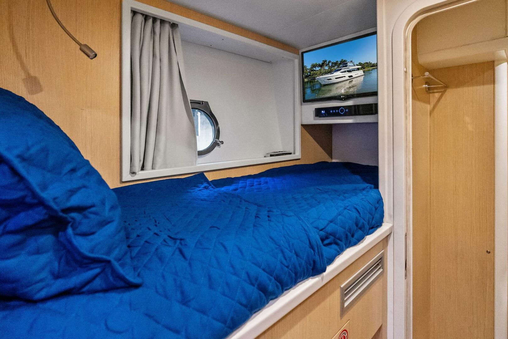 2019 Ferretti Yachts Ferretti Yachts Ferretti 780 Base - Image 65