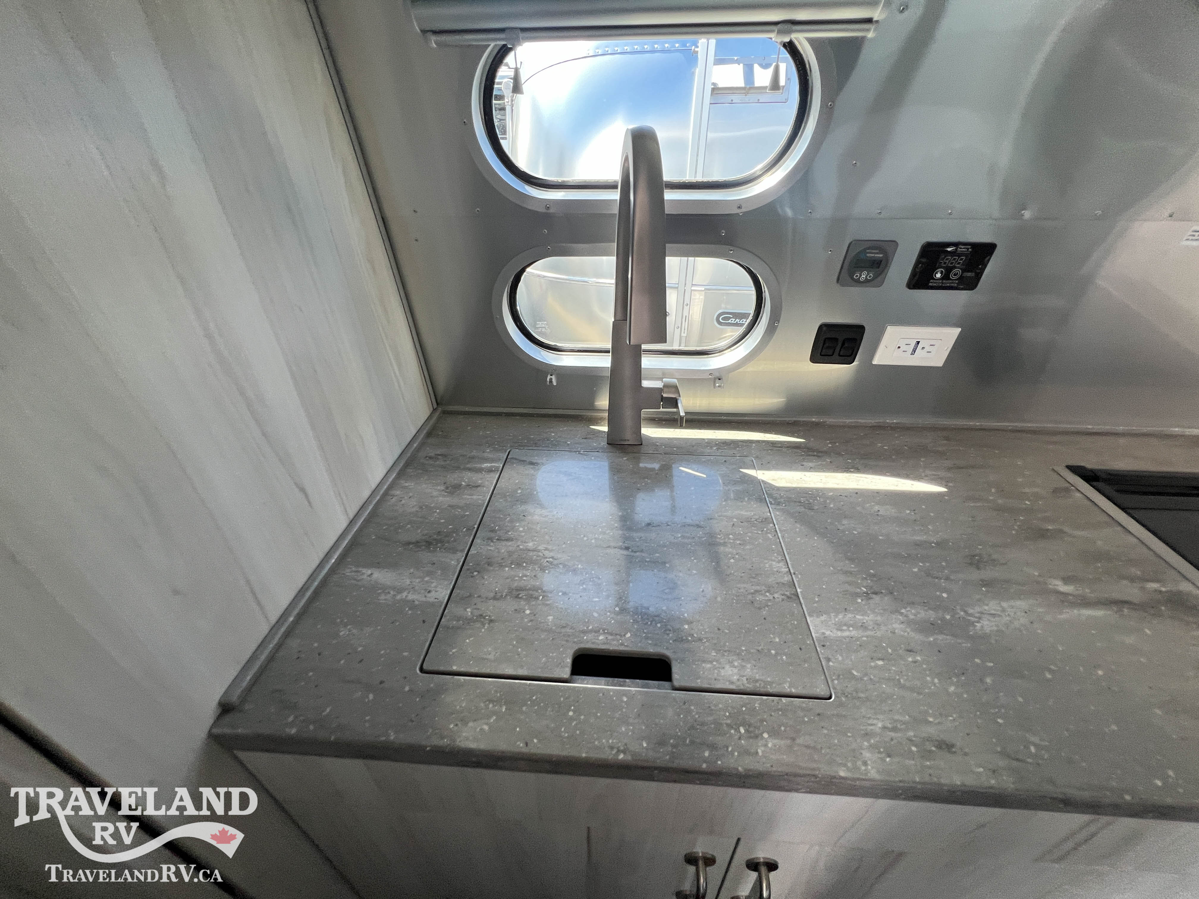 2023 AIRSTREAM 23FB INTERNATIONAL - Image 14