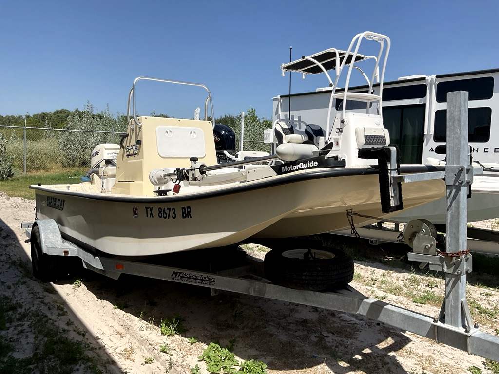 2012 FLATS CAT 19/FO - Image 1