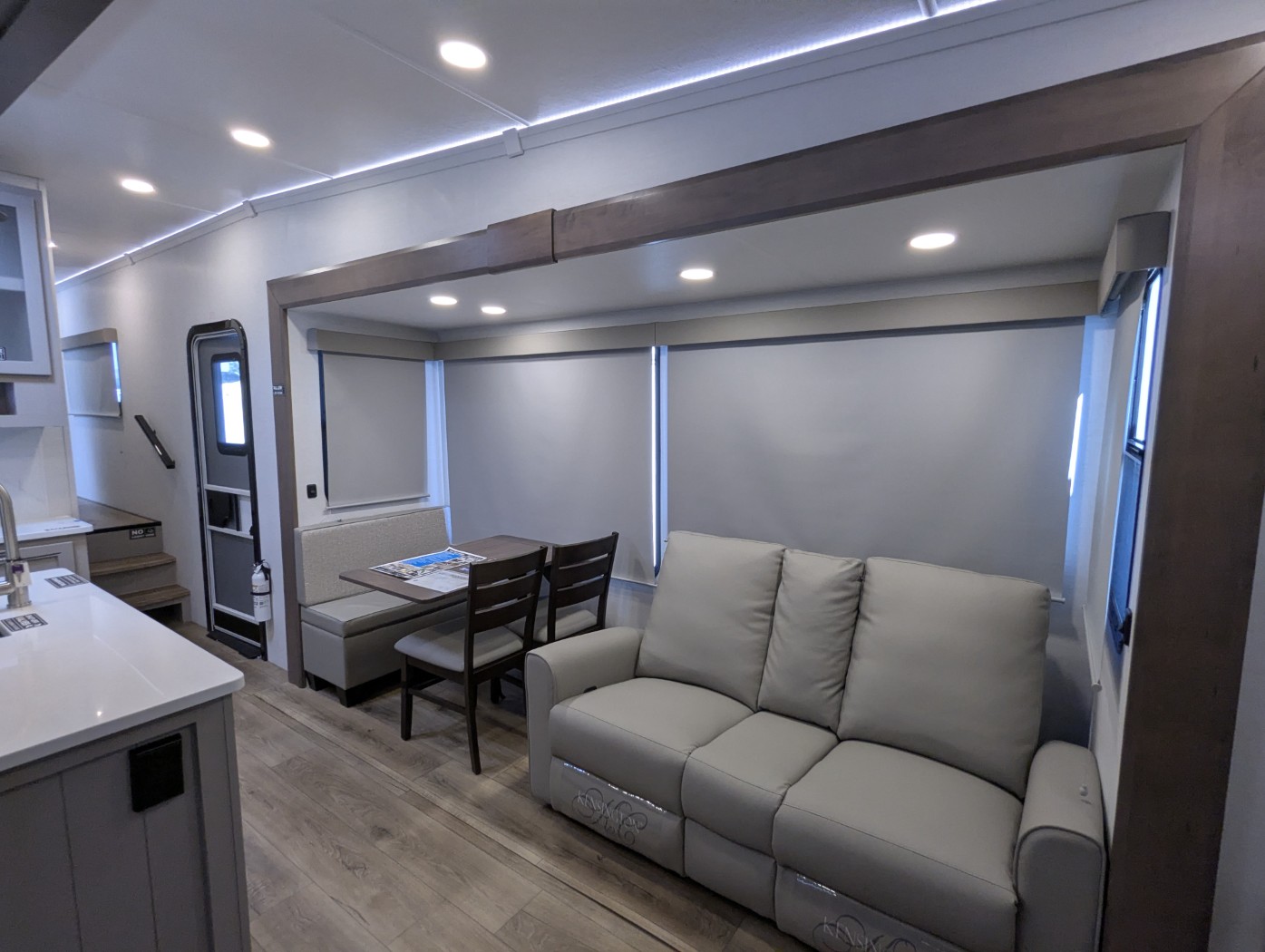 2026 Alliance RV Avenue 39MBR - Image 27