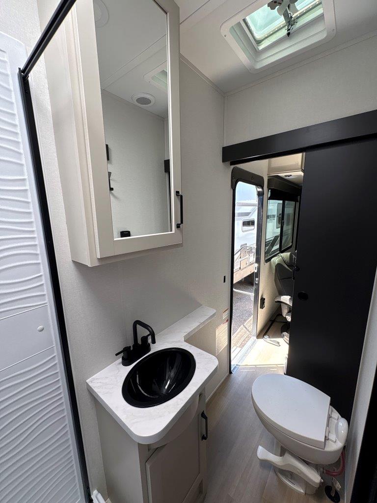 2026 Grand Design Momentum G-Class 21G - Image 18