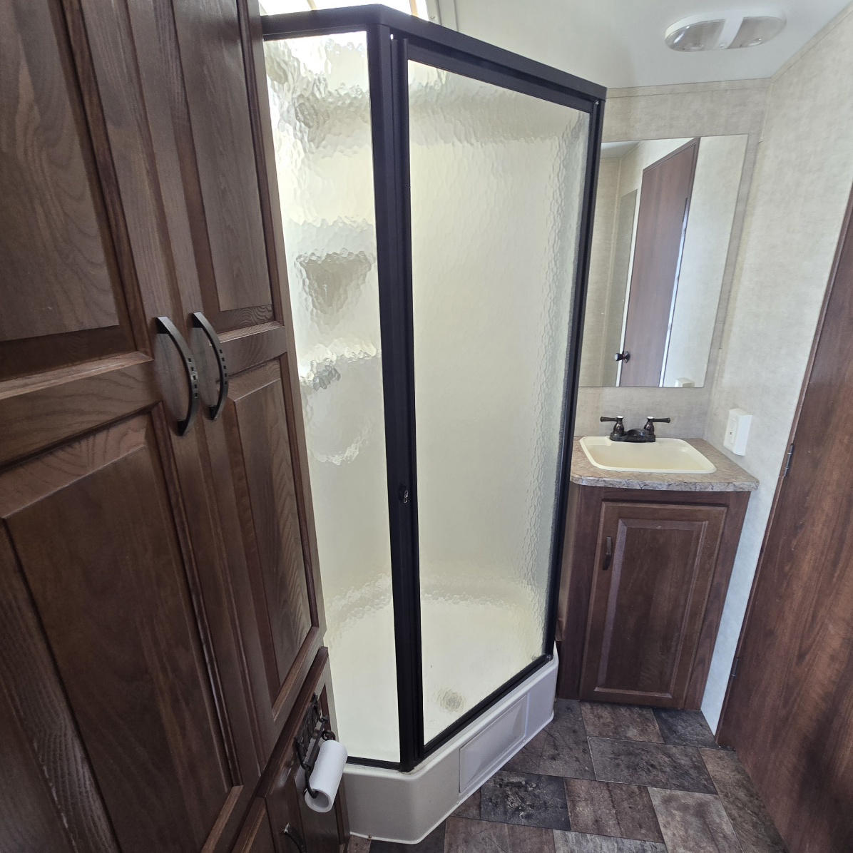 2014 Keystone Outback 316RL - Image 9