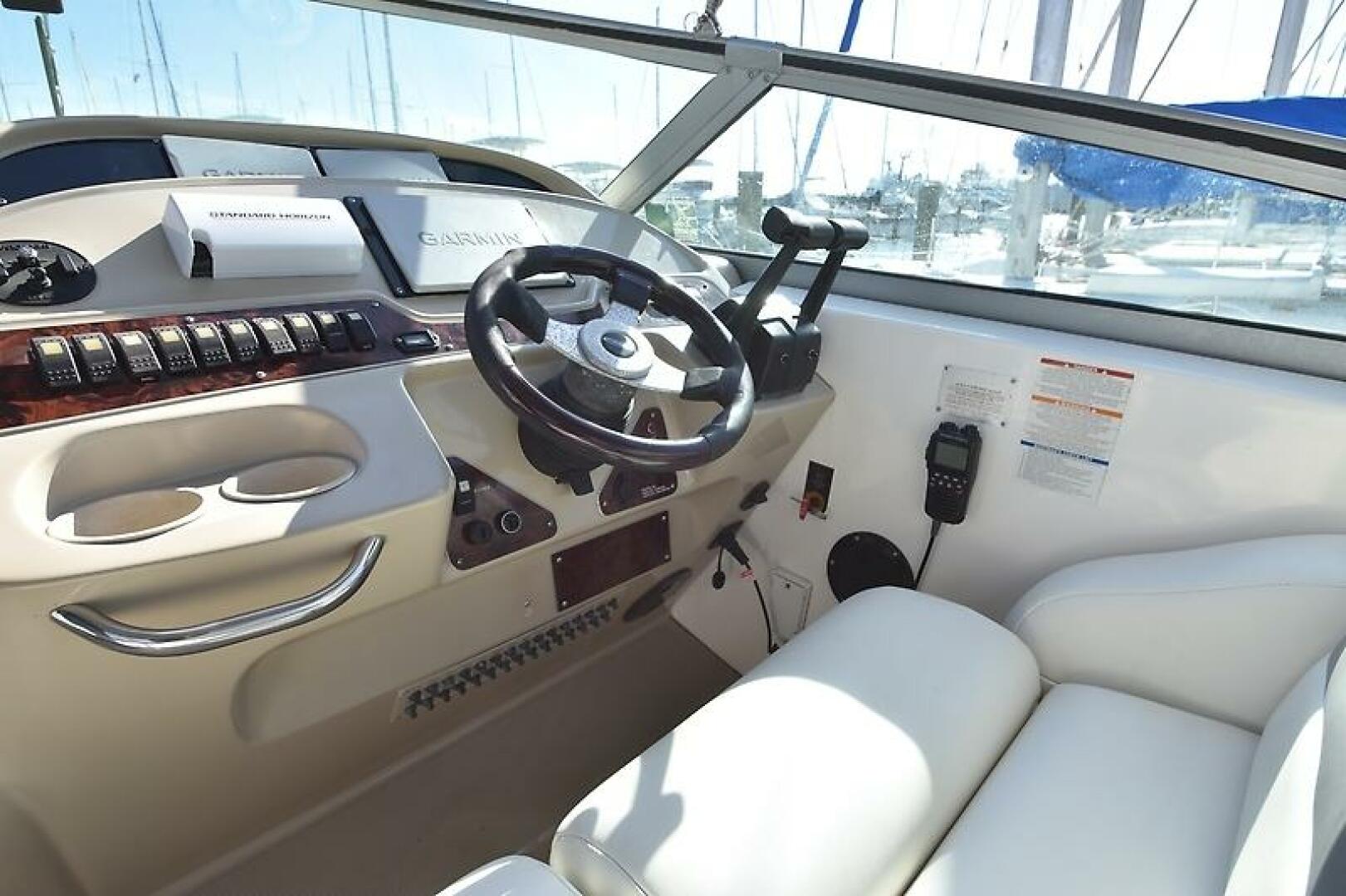 2003 Chaparral Signature 320 - Image 5