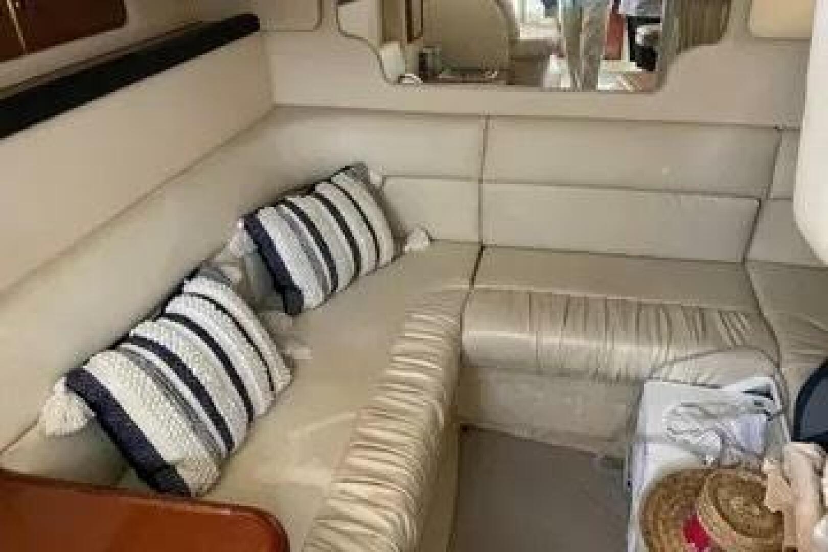 2002 Sea Ray 340 Sundancer - Image 5