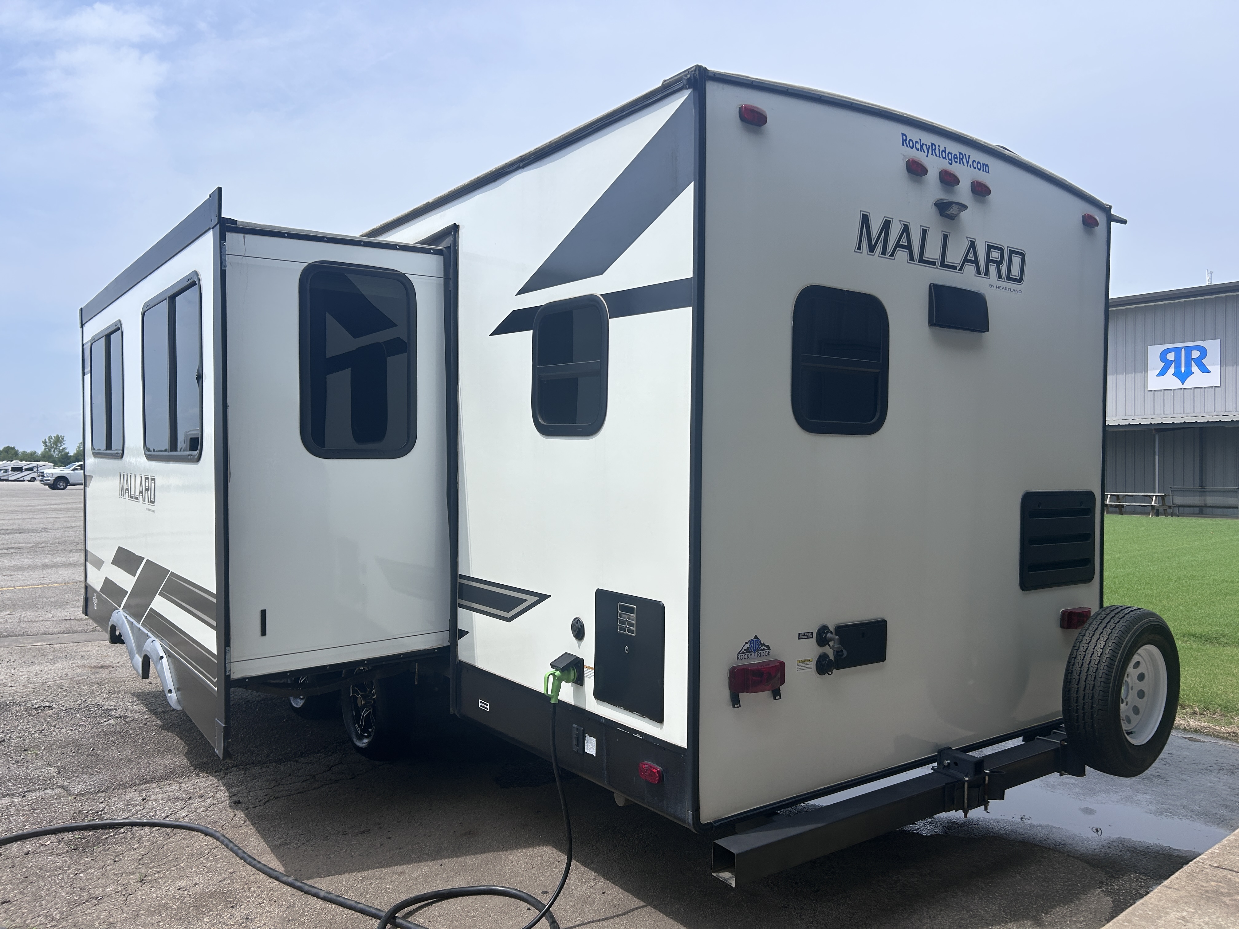 2021 Heartland Mallard M25 - Image 6
