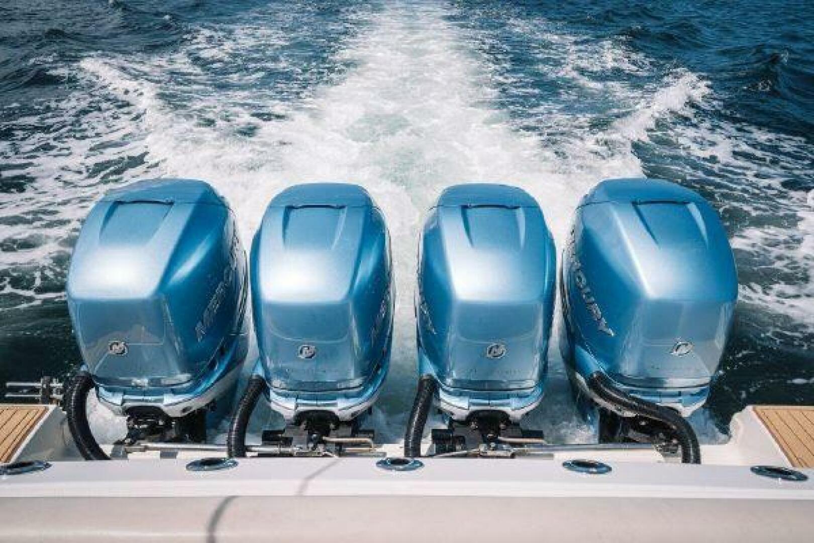 2017 Boston Whaler 42 Outrage - Image 11