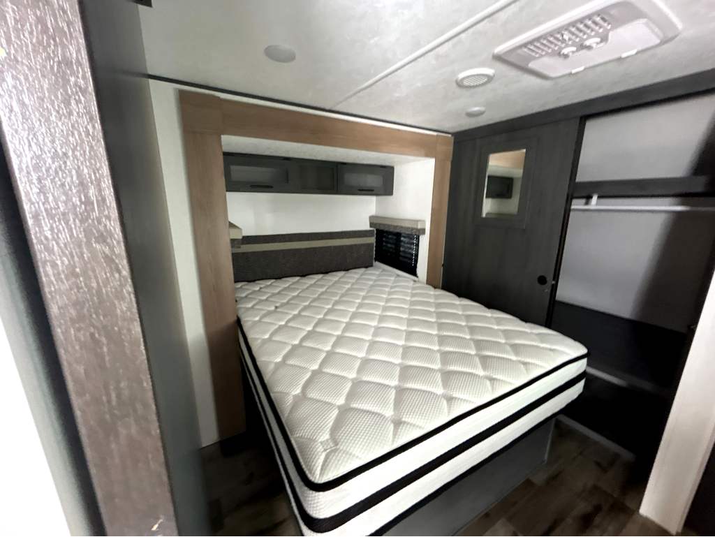 2006 AMERICAN COACH TRADITION 40J - Image 18