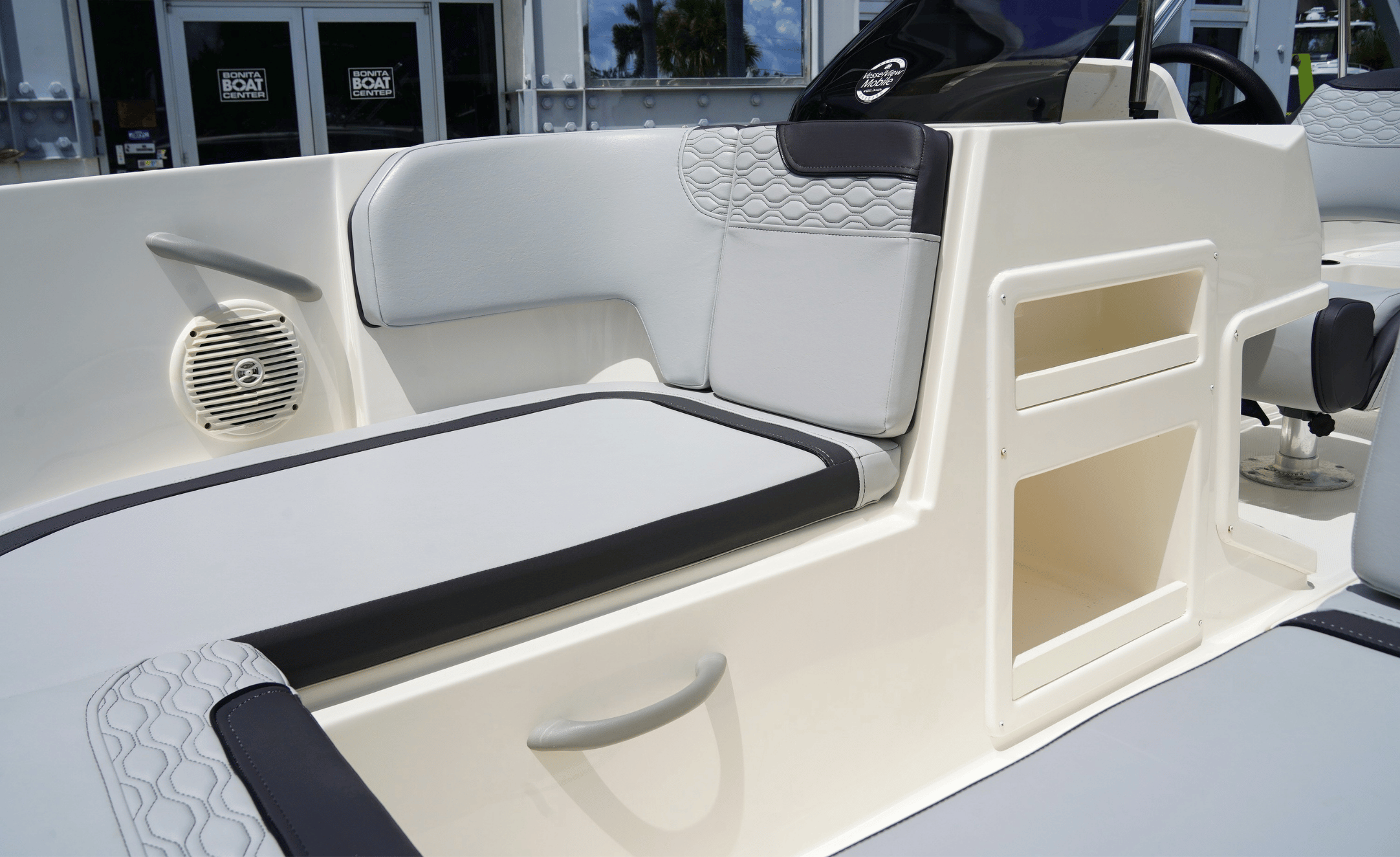 2024 BAYLINER M19 - Image 25