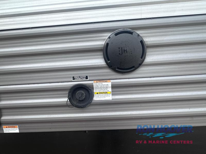 2026 COACHMEN 333DORM - Image 9
