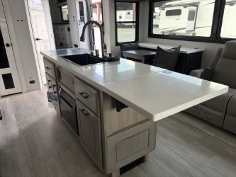 2026 JAYCO PINNACLE 36FBTS - Image 17
