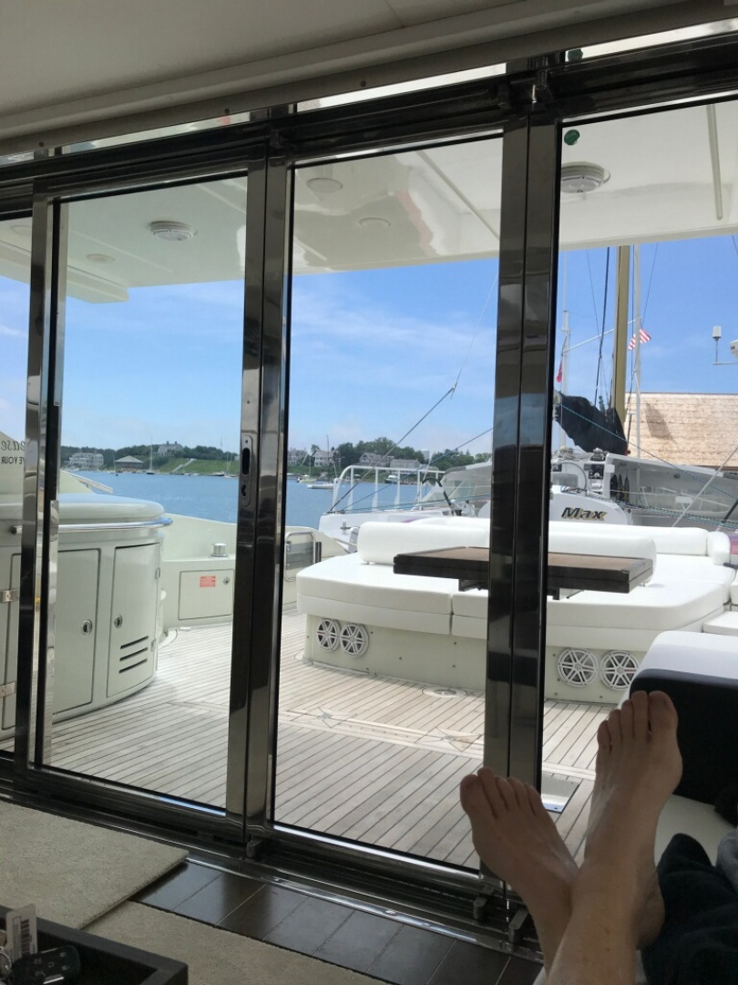 2007 Azimut 68S - Image 3