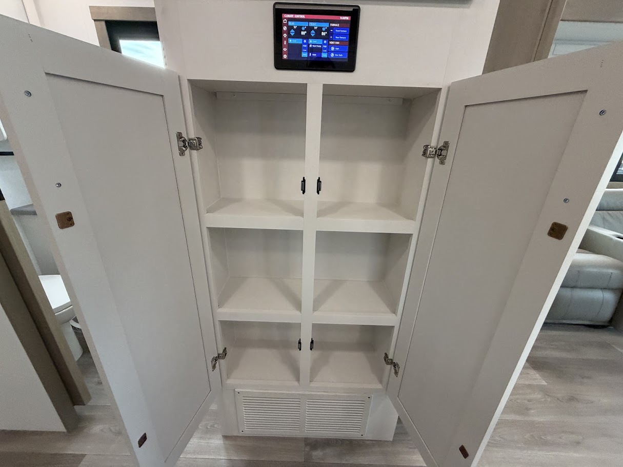 2027 JAYCO PRECEPT 36C - Image 41