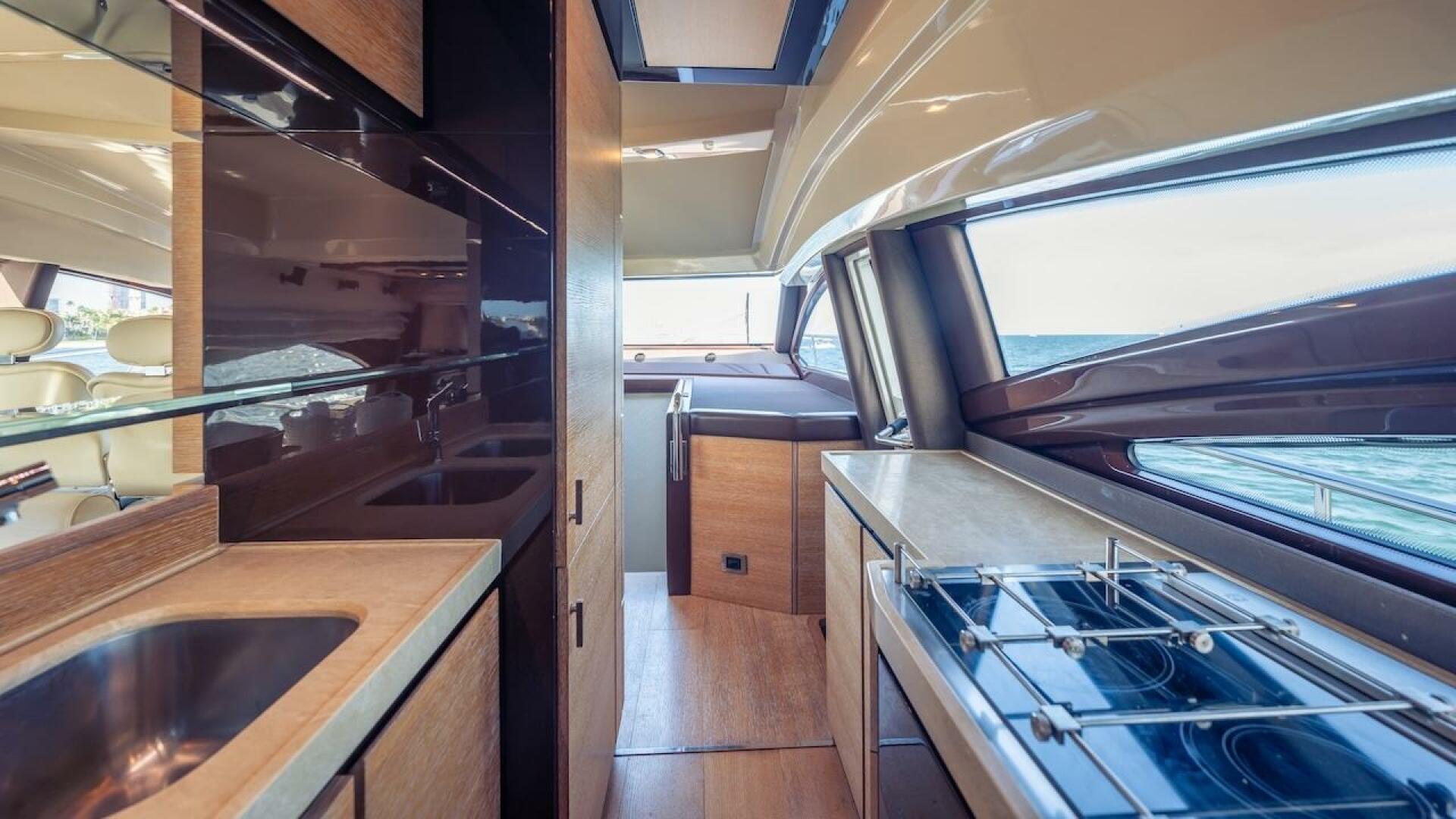 2012 Azimut Evolution - Image 68