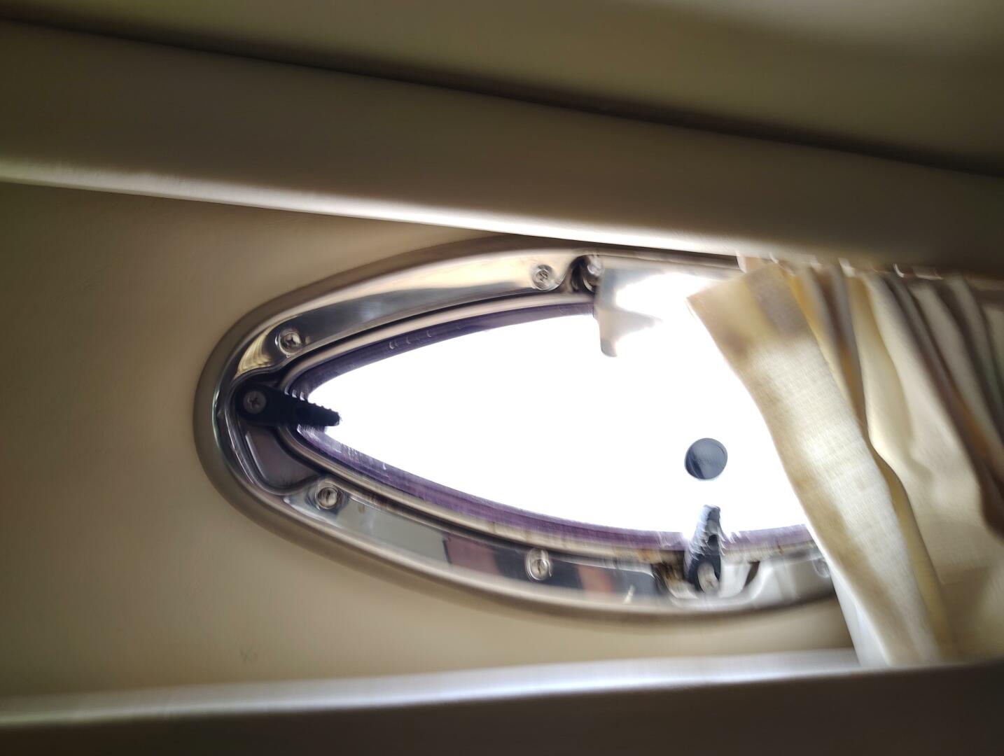 2001 Sea Ray Sun-Dancer - Image 10