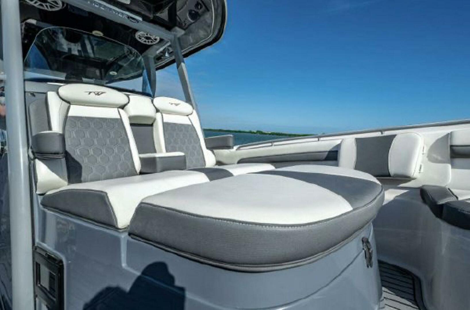 2020 Tidewater 320 CC Adventure - Image 10