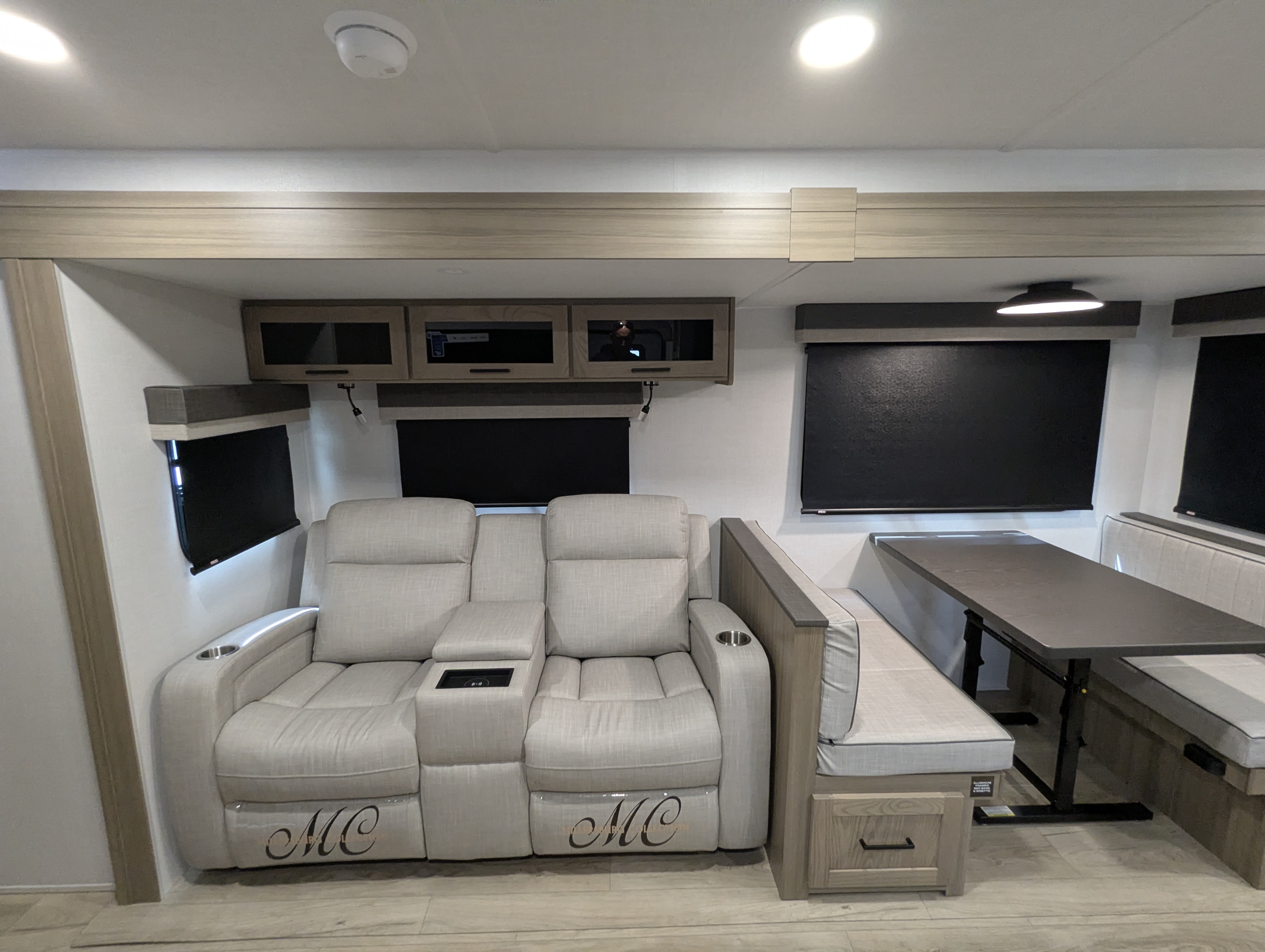 2027 Forest River Rockwood Ultra Lite 2608BS - Image 16