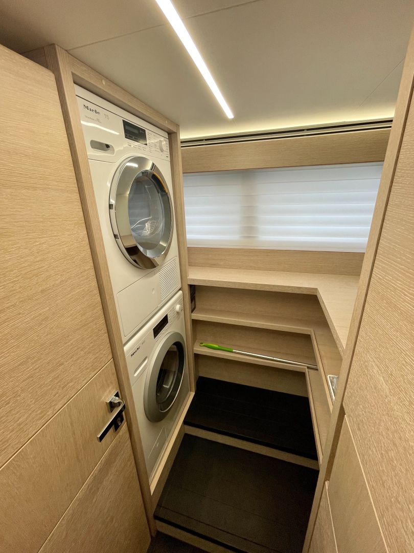 2021 Astondoa 66 Flybridge - Image 25