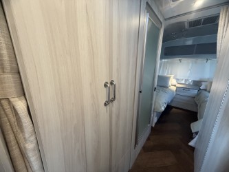 2026 AIRSTREAM INTERNATIONAL 30RBT - Image 16