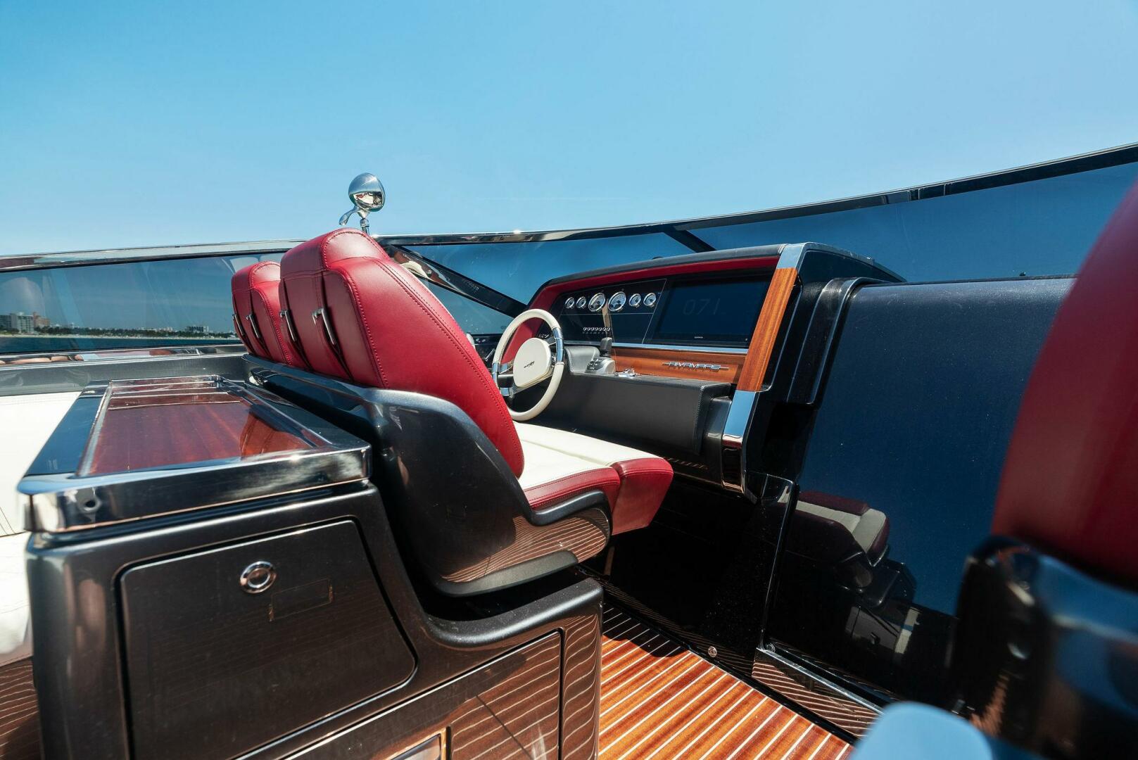 2022 Riva Rivamare - Image 8