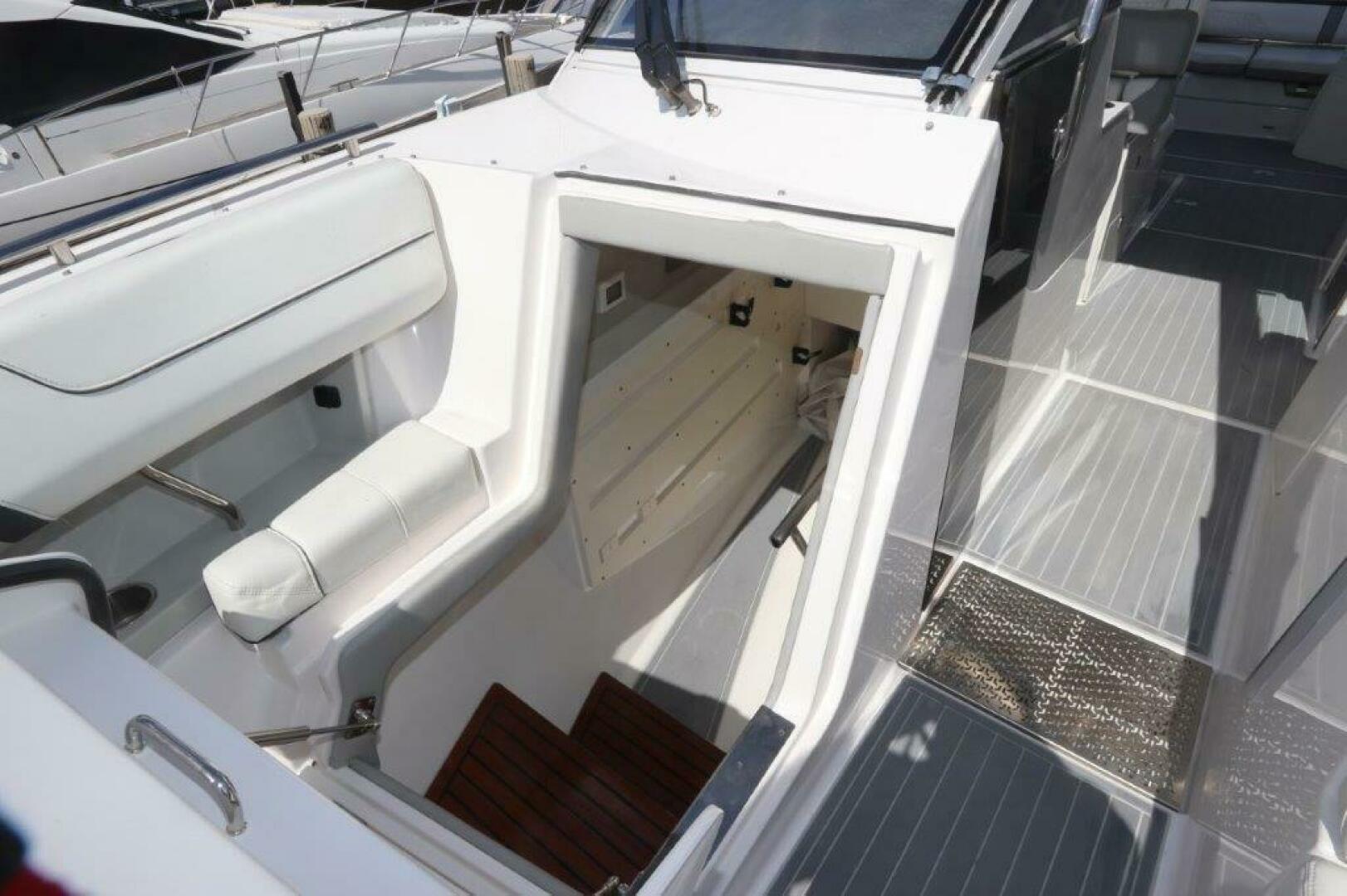 2022 Regal LX36 - Image 15