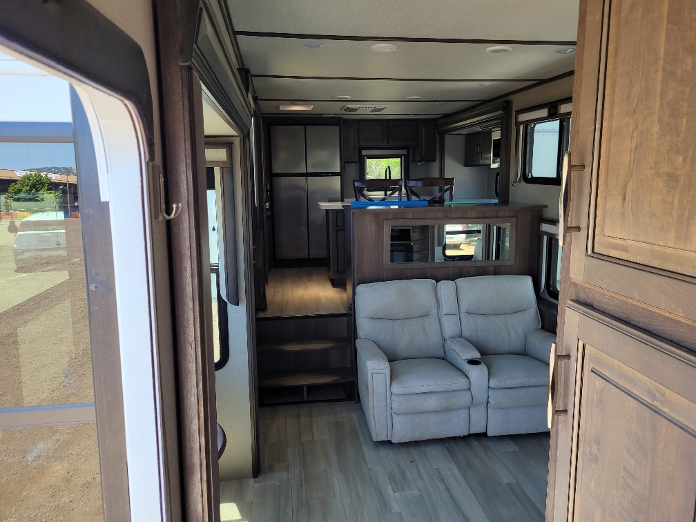 2022 Grand Design Solitude 390RK - Image 27
