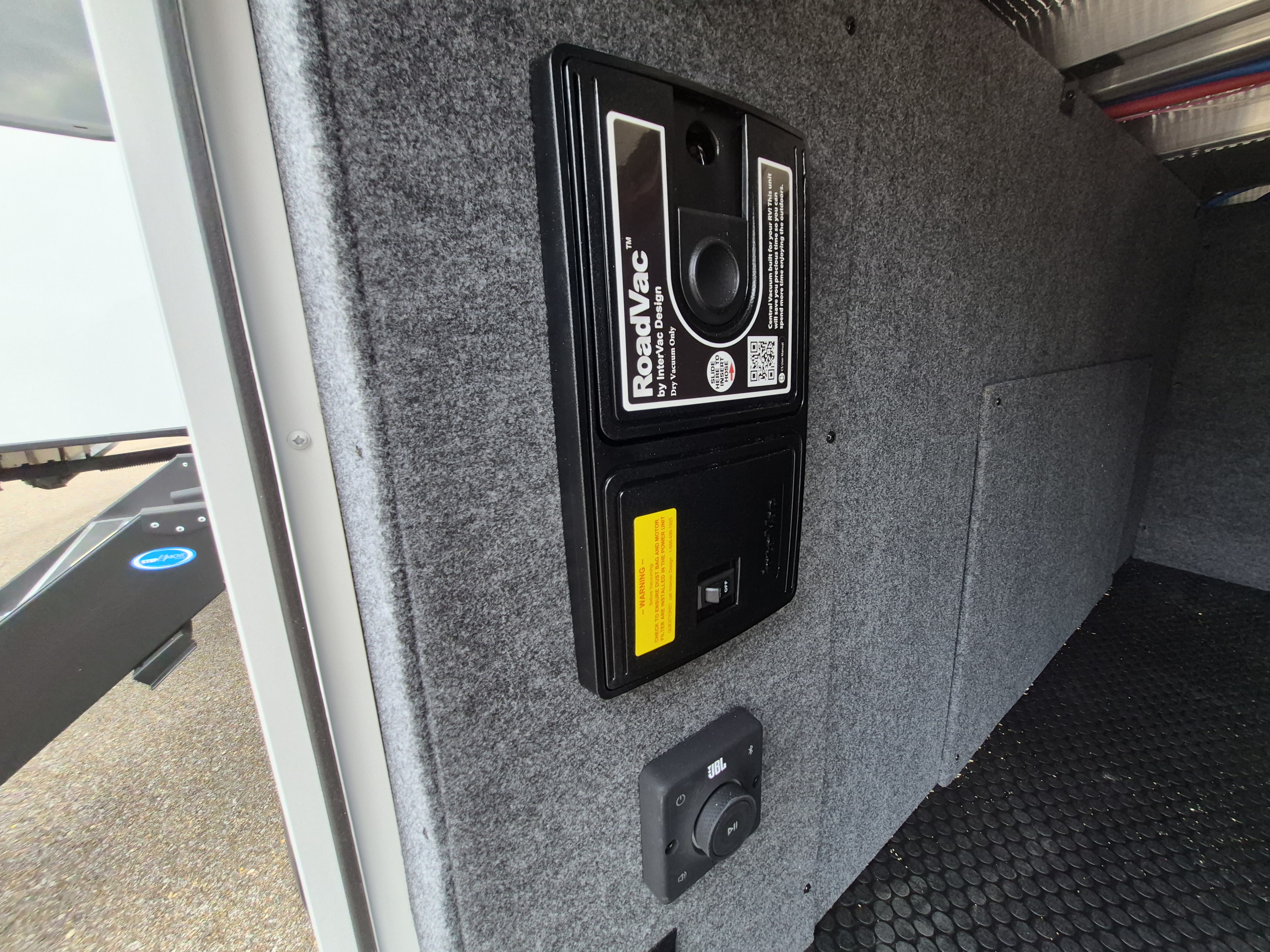 2027 JAYCO PINNACLE 32RLTS - Image 8