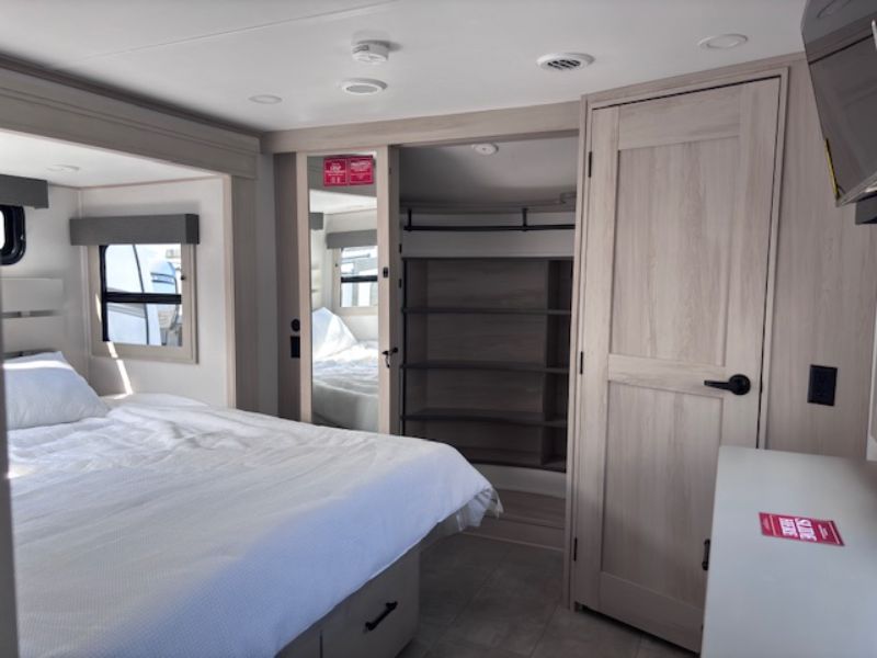 2026 Grand Design Solitude 310GK - Image 16