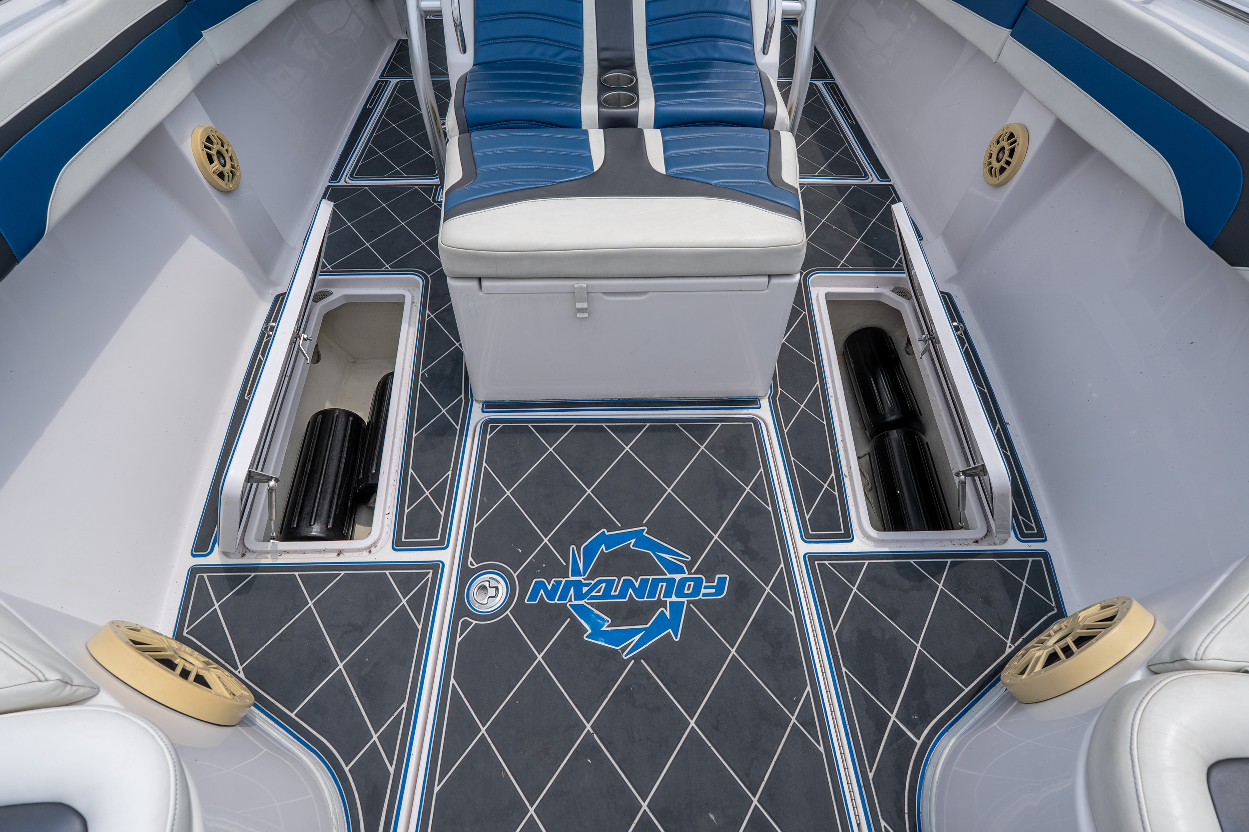 2018 Fountain 38 CC - Image 23