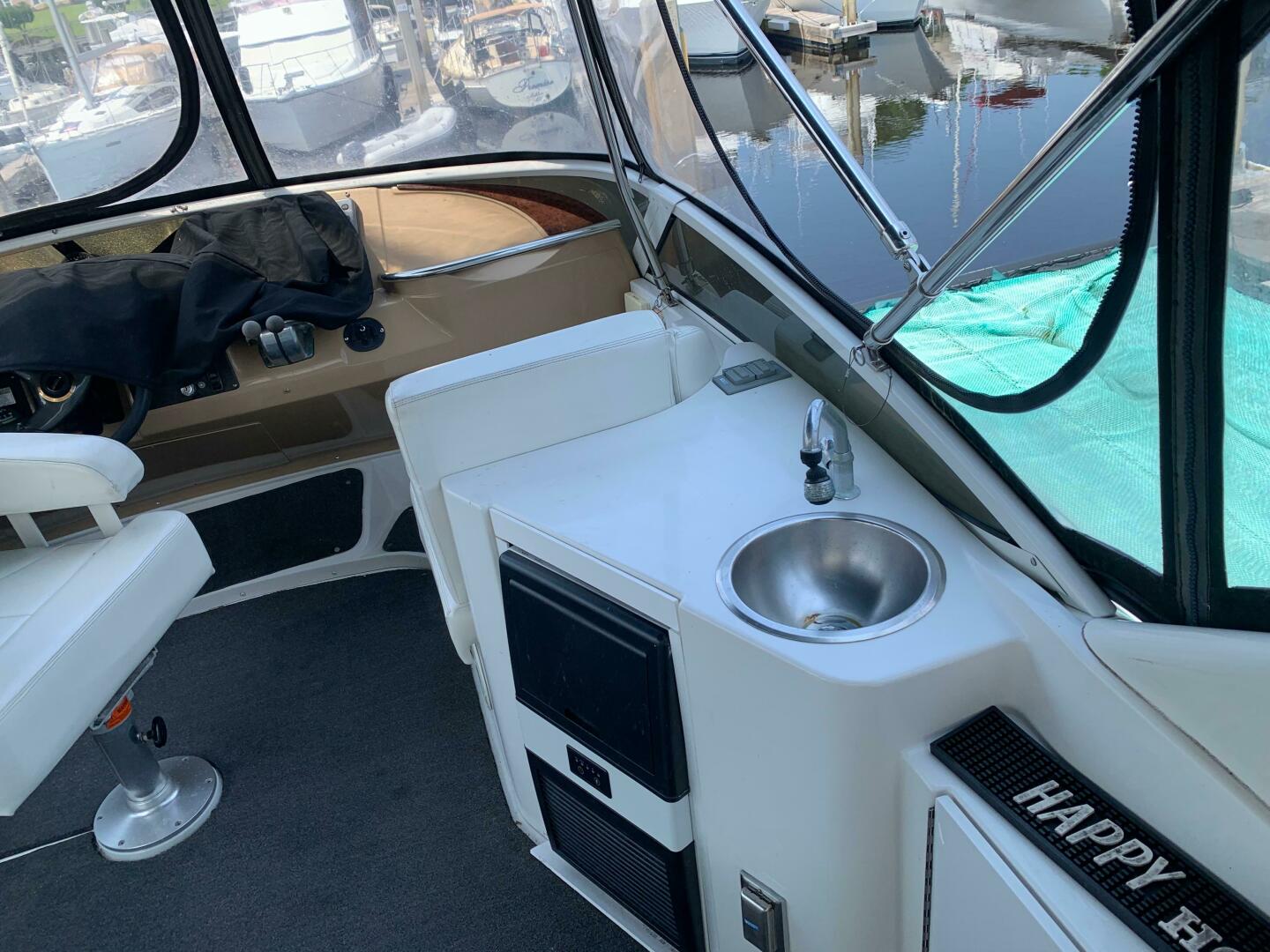 2001 Carver 396 Aft Cabin MY - Image 39