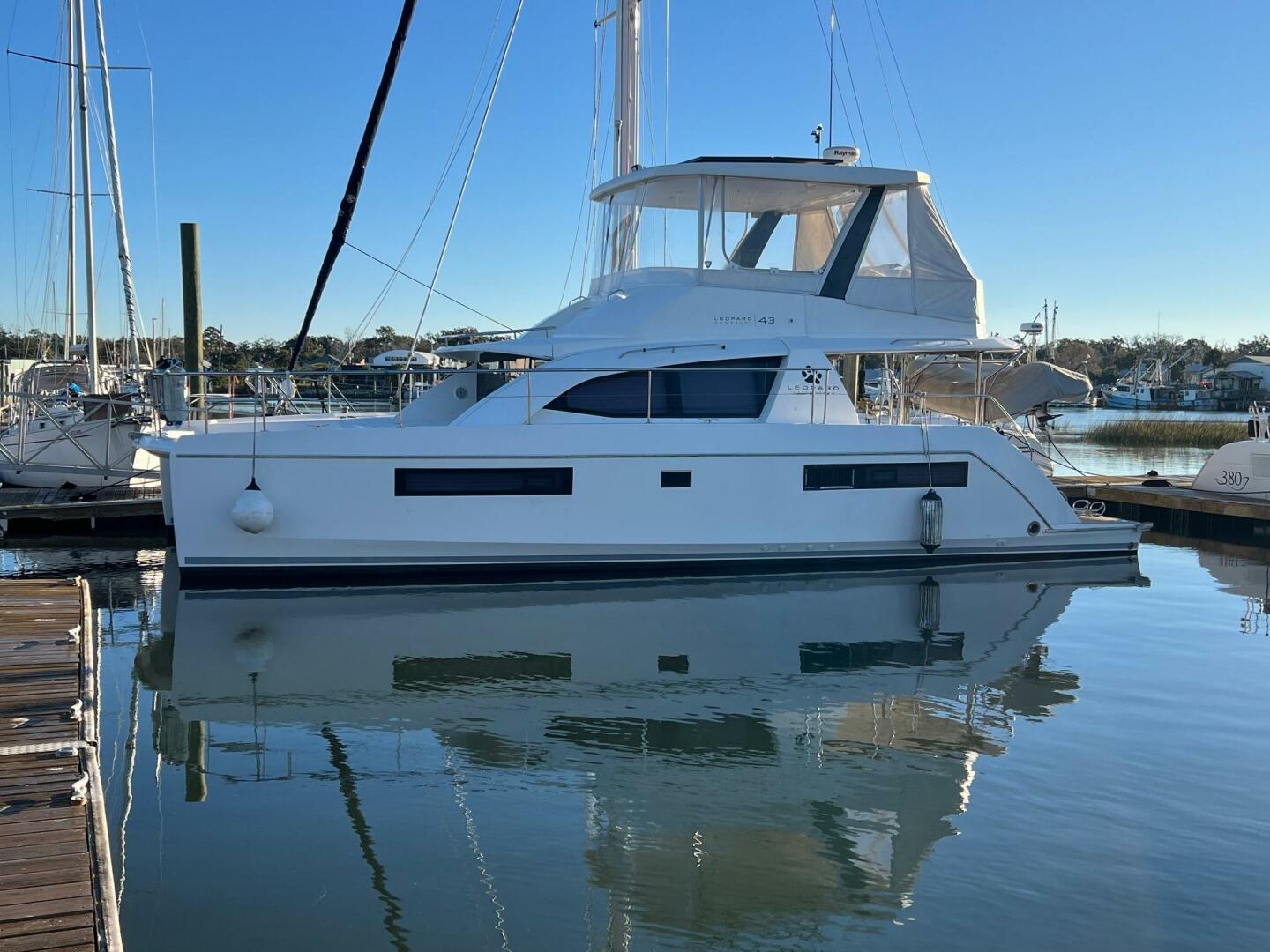 2018 Leopard 43 Powercat - Image 95