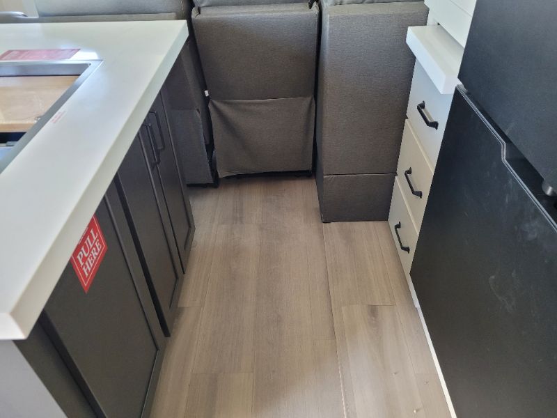 2026 Grand Design Momentum M-Class 399M - Image 9