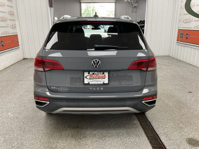 2022 Volkswagen Taos Utility 4D SEL 2WD - Image 6