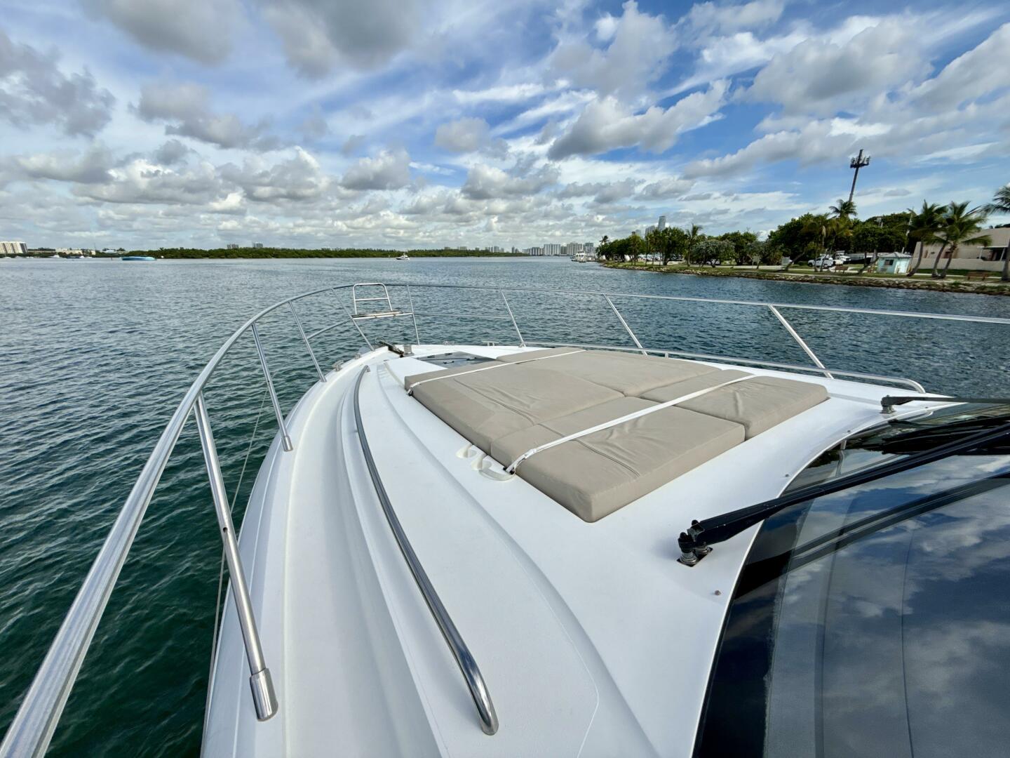 2017 Princess V58 - Image 48