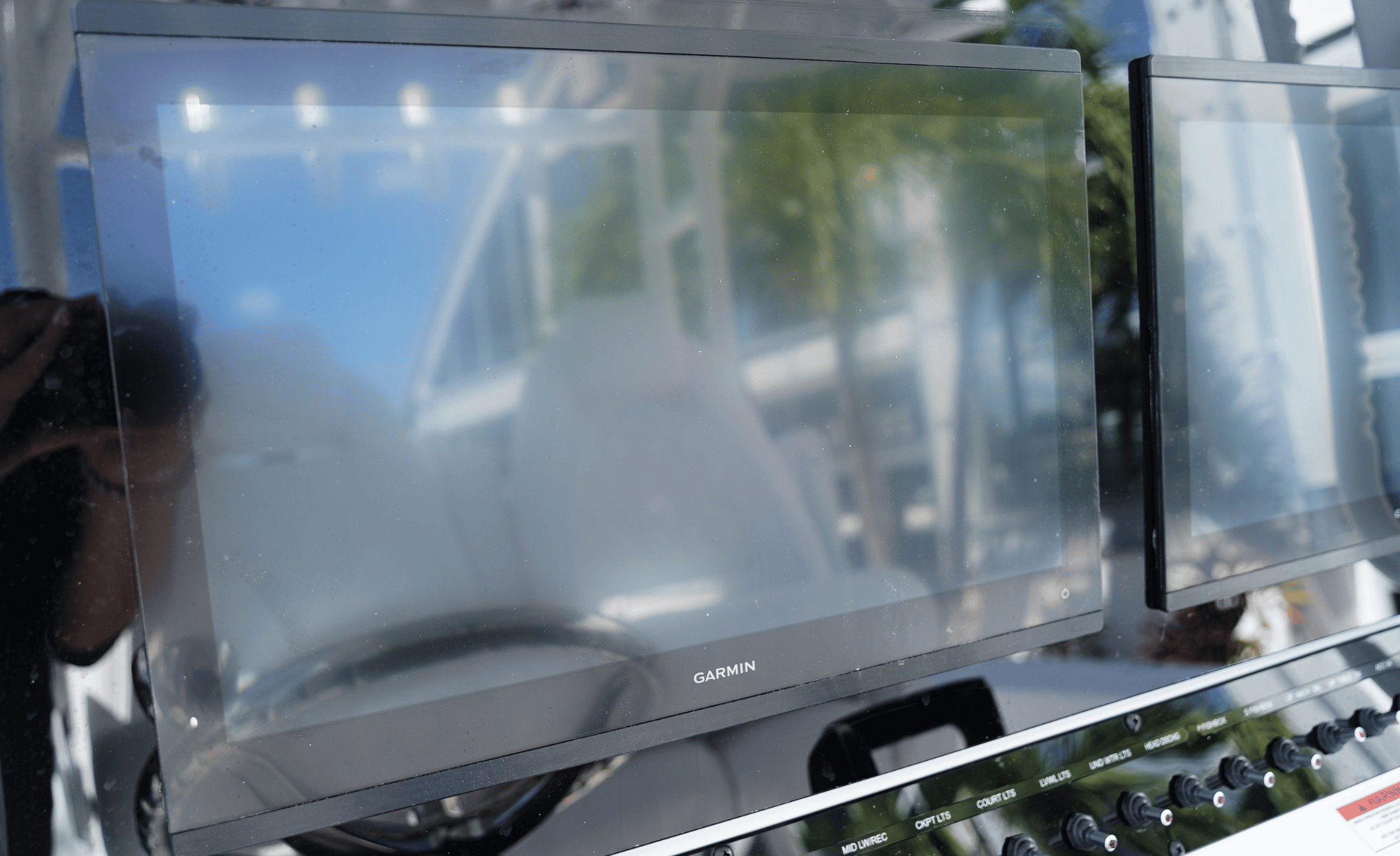 2027 SEA HUNT GAMEFISH 30FS - Image 32