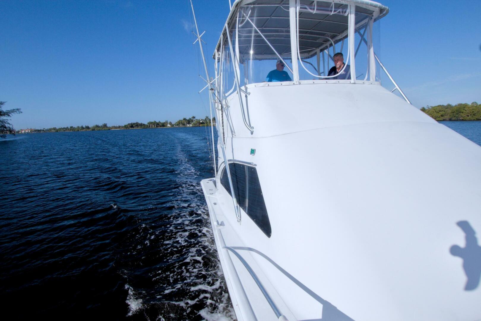 1998 Luhrs 36 Convertible - Image 16