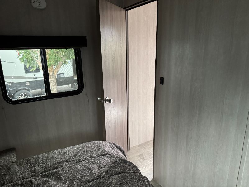2022 Genesis Supreme Wanderer 26FSWL - Image 15