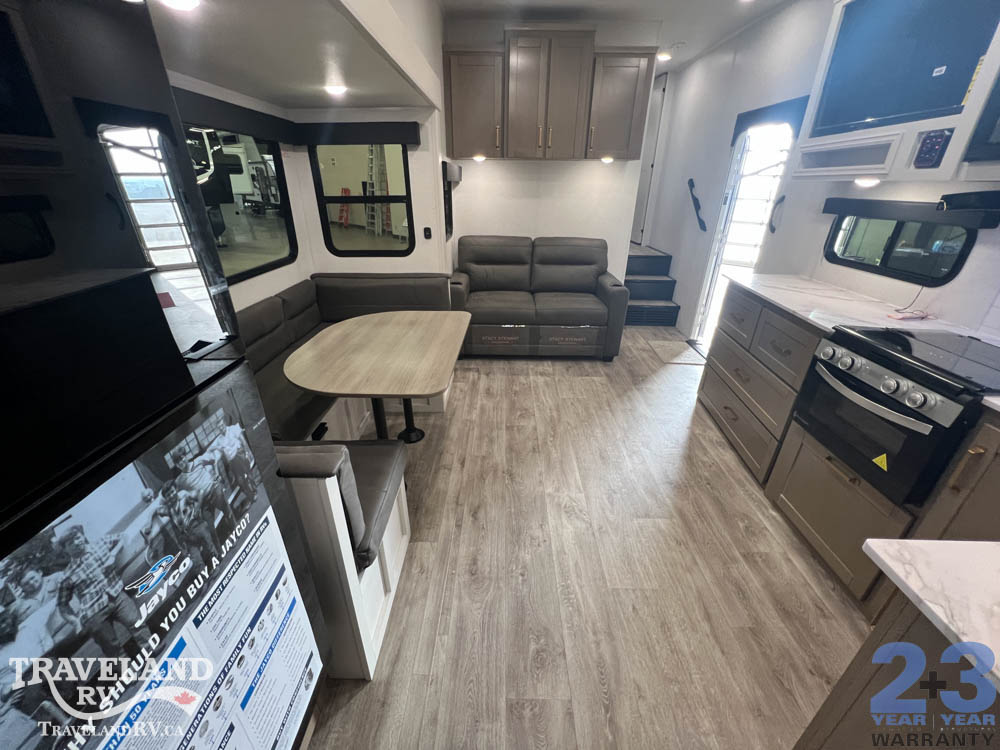 2027 Jayco Eagle SLE 28BHU - Image 4